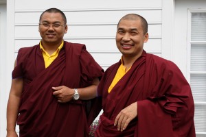 Ven. Acarya Namdrol Gyatso and Ven. Thrinley Gyaltsen await the arrival of HE Dzigar Kongtrul Rinpoche.