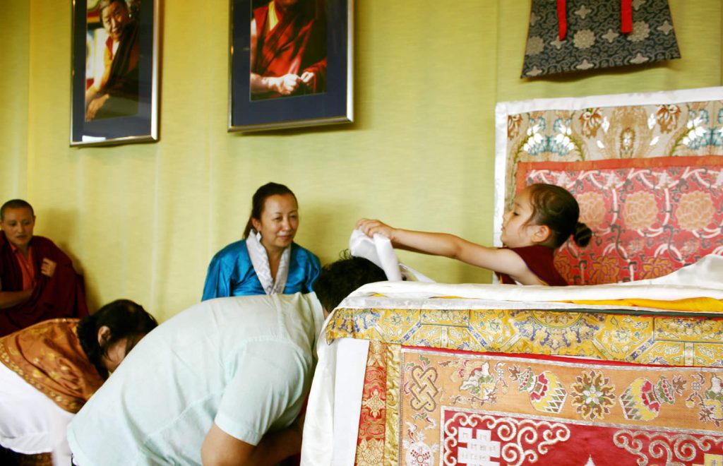 Offering khatags to Dungse Rinpoche